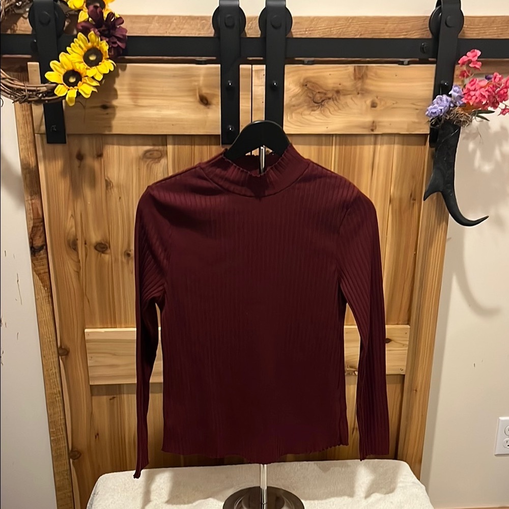 Hannah Burgundy Ribbed Long Sleeve Tee